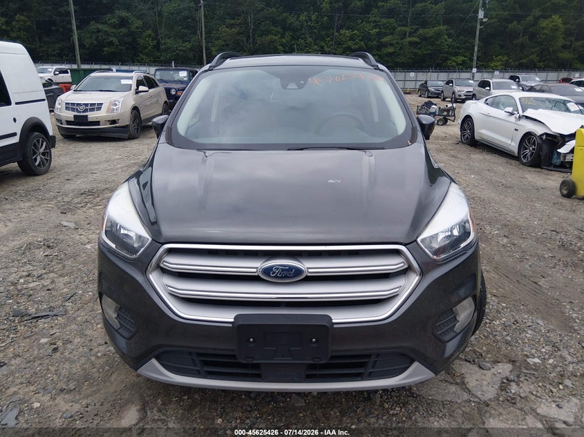 AtlanticExpress - Ford Escape