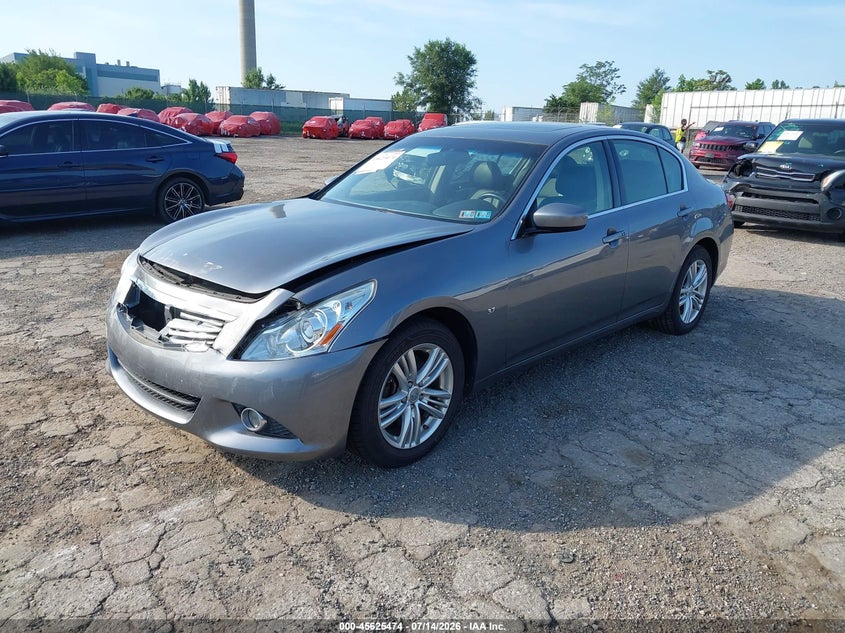 2015 INFINITI Q40 auction photo 2