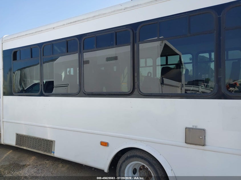 2017 Ford E-450 Cutaway VIN: 1FDFE4FS3HDC32538 Lot: 45625563