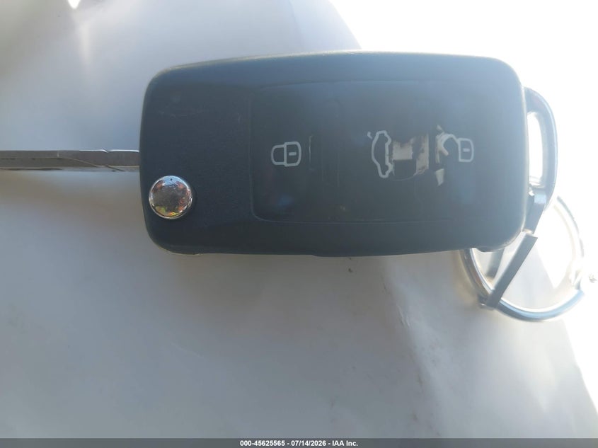 2012 Volkswagen Eos Komfort VIN: WVWBW7AH1CV008507 Lot: 45625565