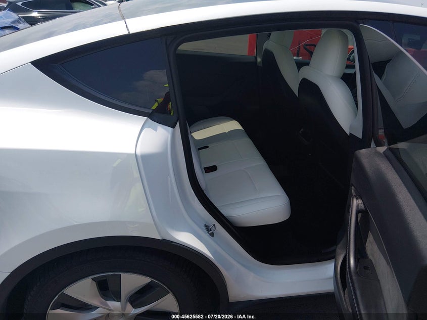 2023 Tesla Model Y Awd/Long Range Dual Motor All-Wheel Drive VIN: 7SAYGDEE6PF685128 Lot: 45625582
