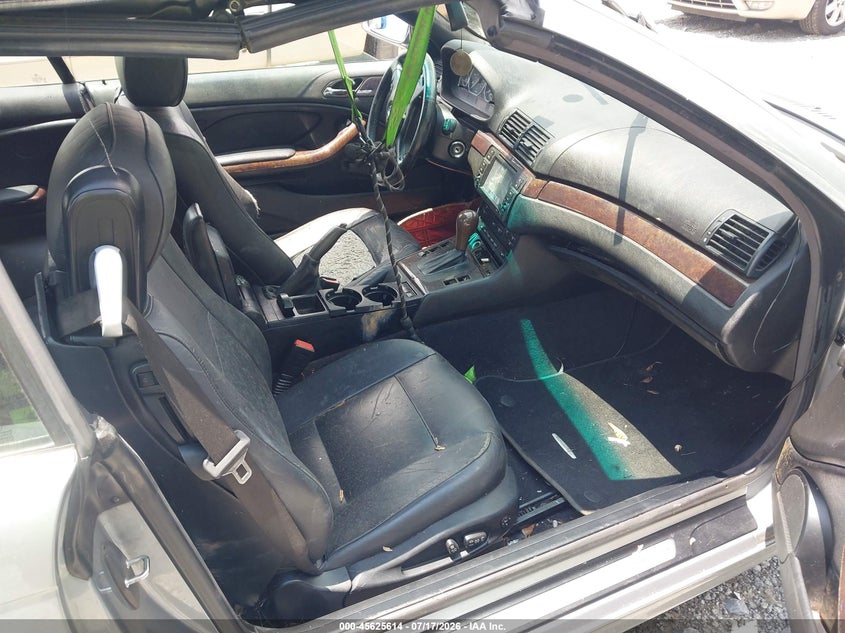 2005 BMW 330CI auction photo 5