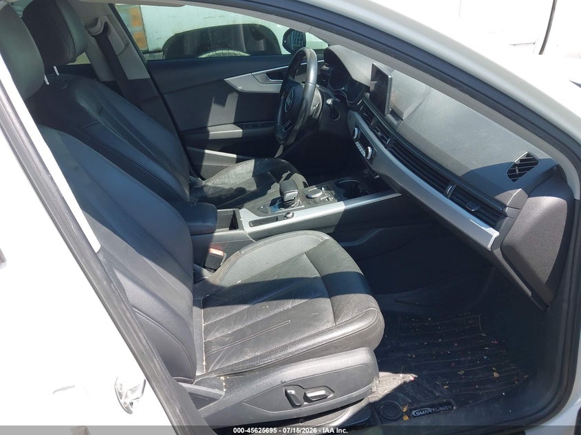 2017 AUDI A4 auction photo 5