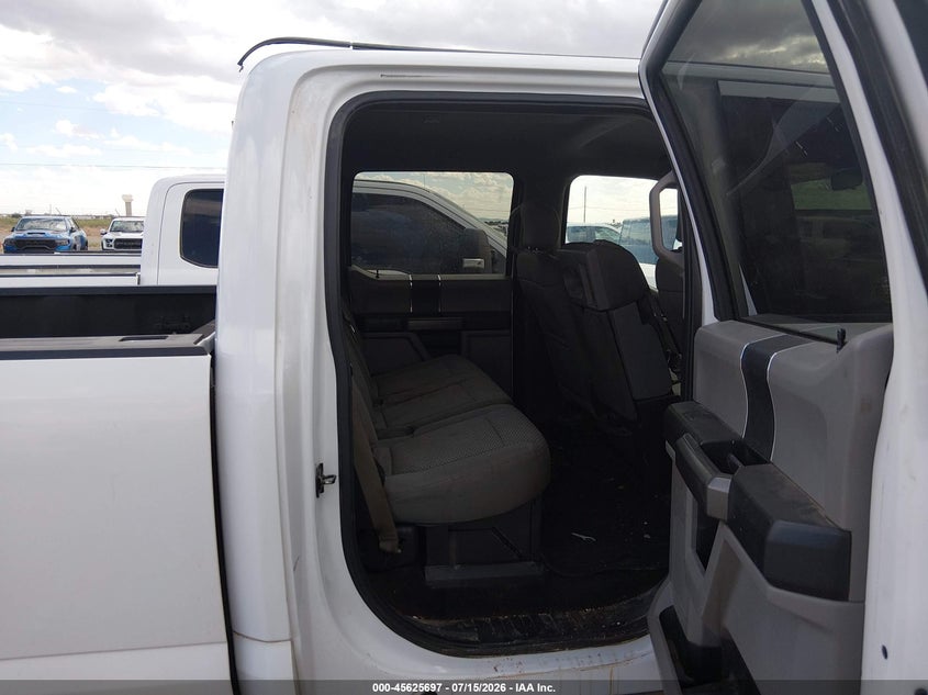2017 FORD F-350 auction photo 7