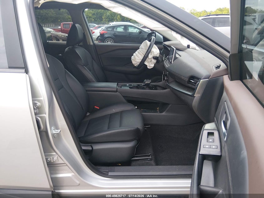 2023 NISSAN ROGUE auction photo 5