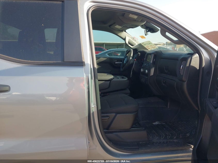 2025 GMC SIERRA 1500 auction photo 5