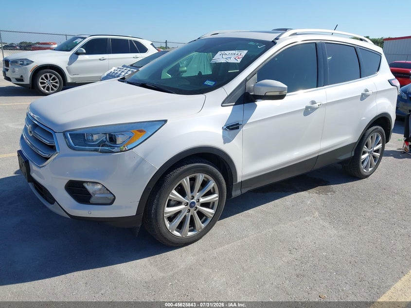 Vin: 1fmcu0j95jua22077, lot: 46124309, ford escape titanium 20182