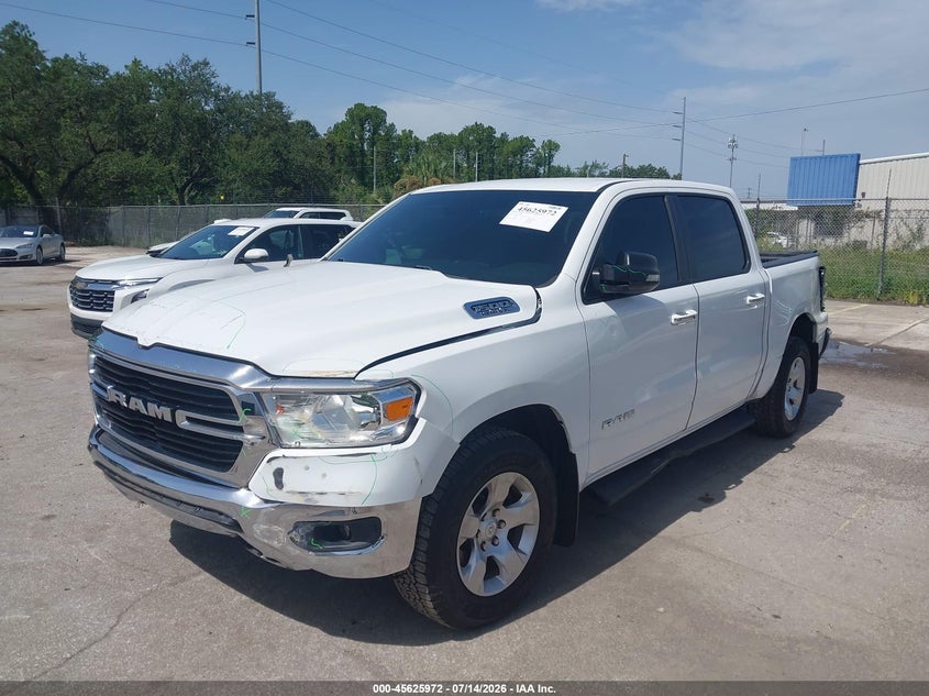 Vin: 1c6rreft1ln372716, lot: 46124438, ram 1500 big horn  4x2 5'7 box 20202