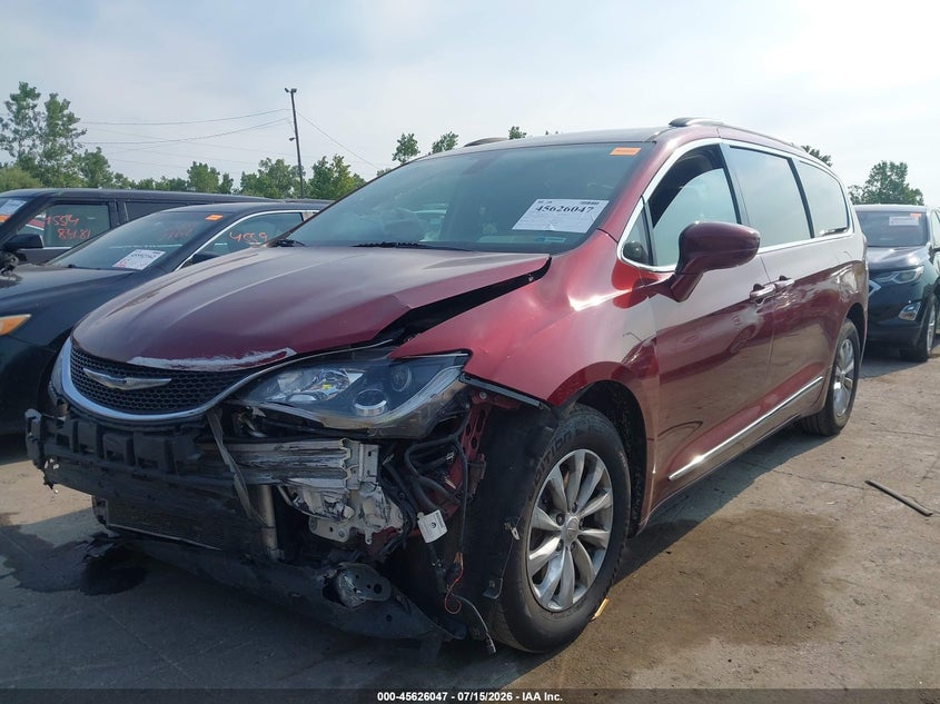 Vin: 2c4rc1bgxhr544067, lot: 46124513, chrysler pacifica touring-l 20172