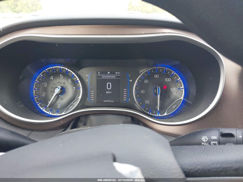 2020 CHRYSLER VOYAGER auction photo 7