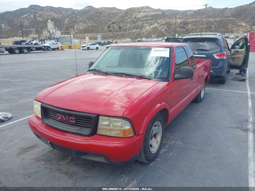1998 GMC SONOMA auction photo 2