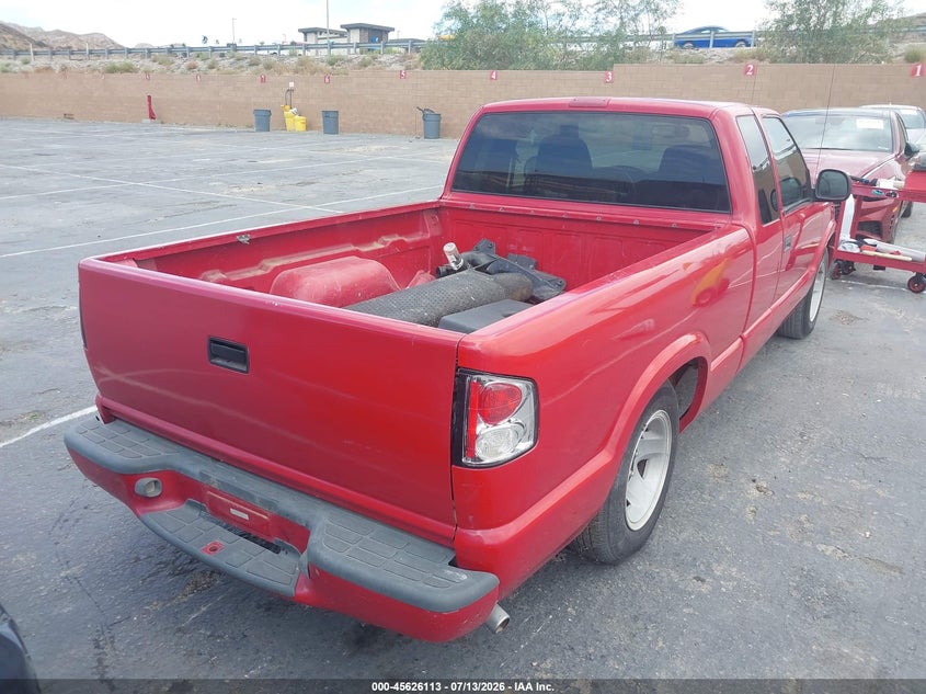 1998 GMC SONOMA auction photo 4