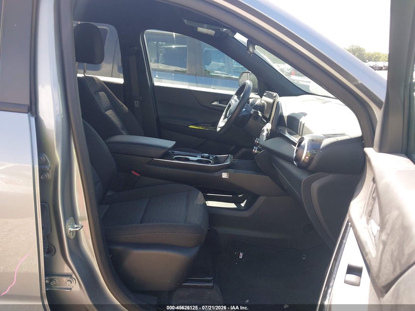 2026 CHEVROLET EQUINOX auction photo 5