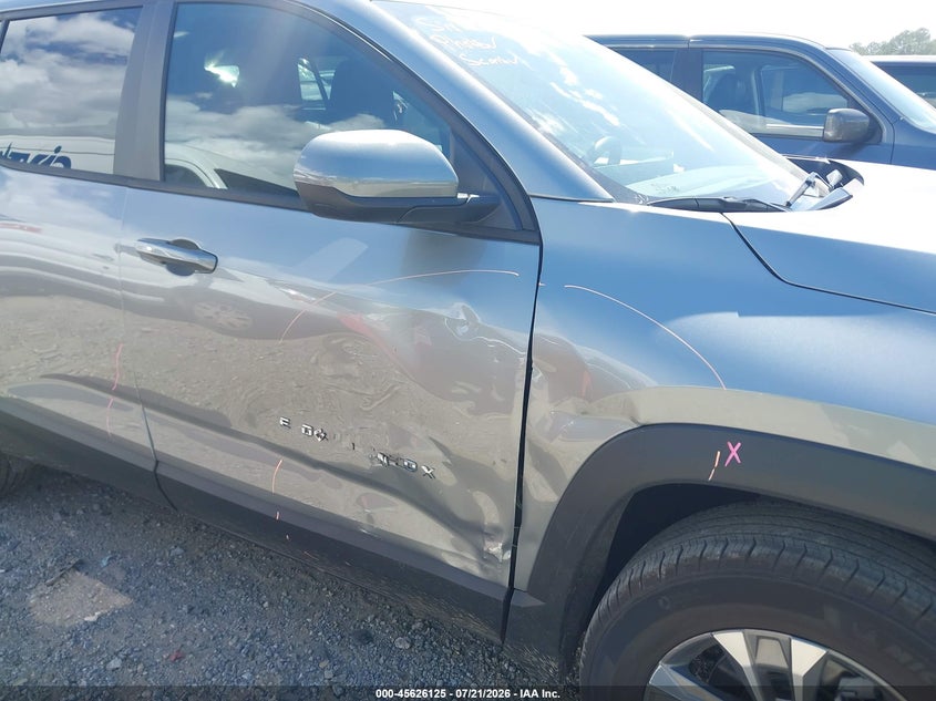 2026 CHEVROLET EQUINOX auction photo 6