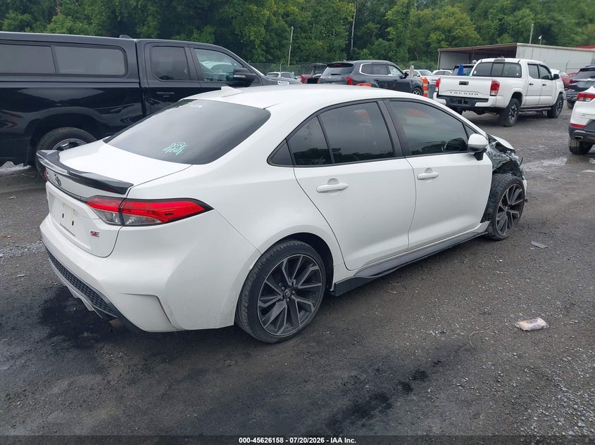 2020 TOYOTA COROLLA auction photo 4