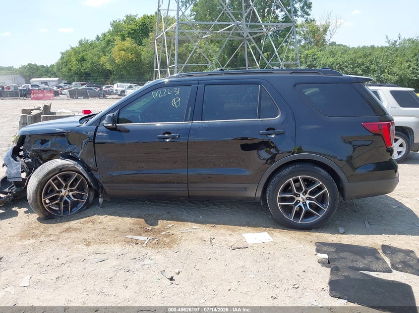 2016 Ford Explorer Sport VIN: 1FM5K8GT5GGD22631 Lot: 45626197