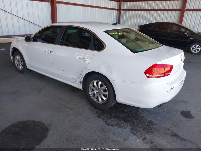 2014 VOLKSWAGEN PASSAT auction photo 3