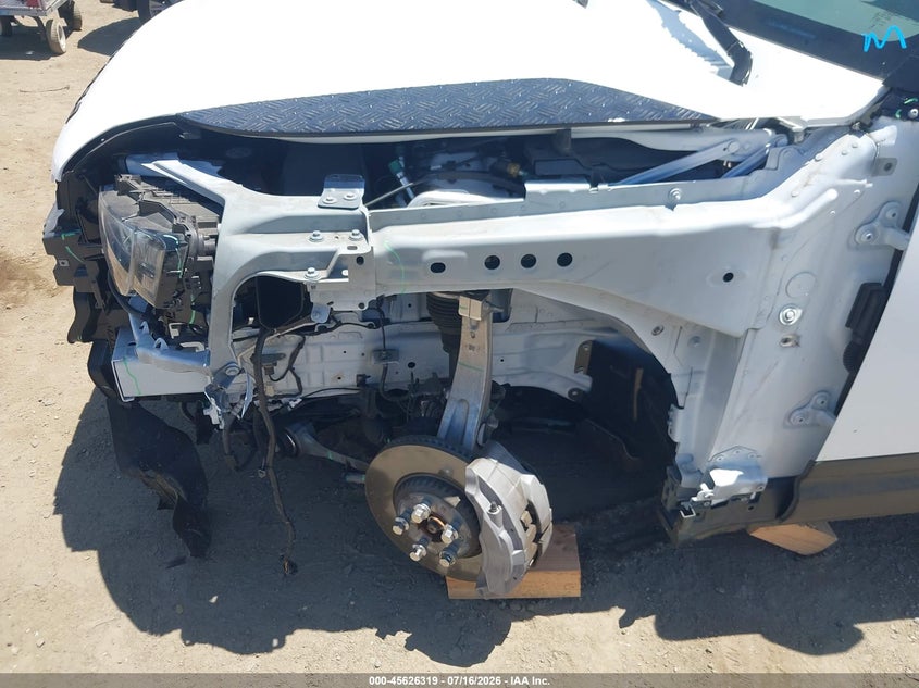 2025 Land Rover Defender 90 P300 S VIN: SALEJ6EX4S2421733 Lot: 45626319