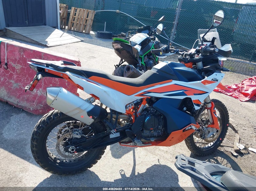 2024 Ktm 890 Adventure R VIN: VBKTR6408RM881938 Lot: 45626455