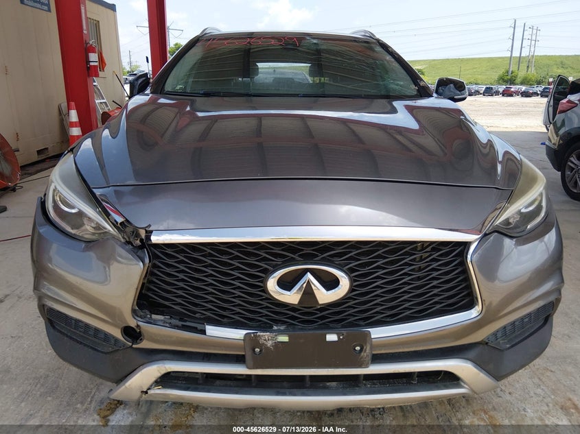 2018 Infiniti Qx30 Luxury VIN: SJKCH5CR6JA061004 Lot: 45626529