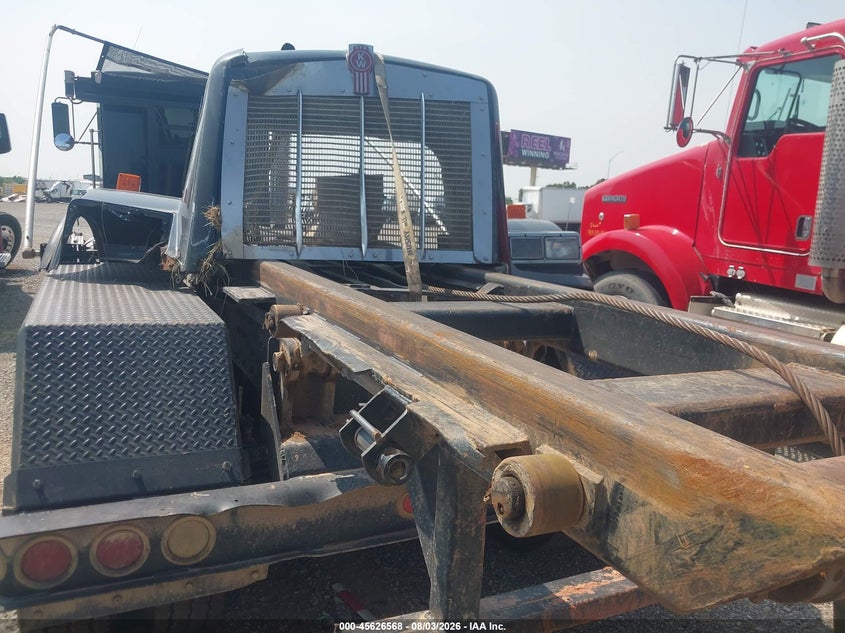2008 KENWORTH CONSTRUCTION auction photo 3