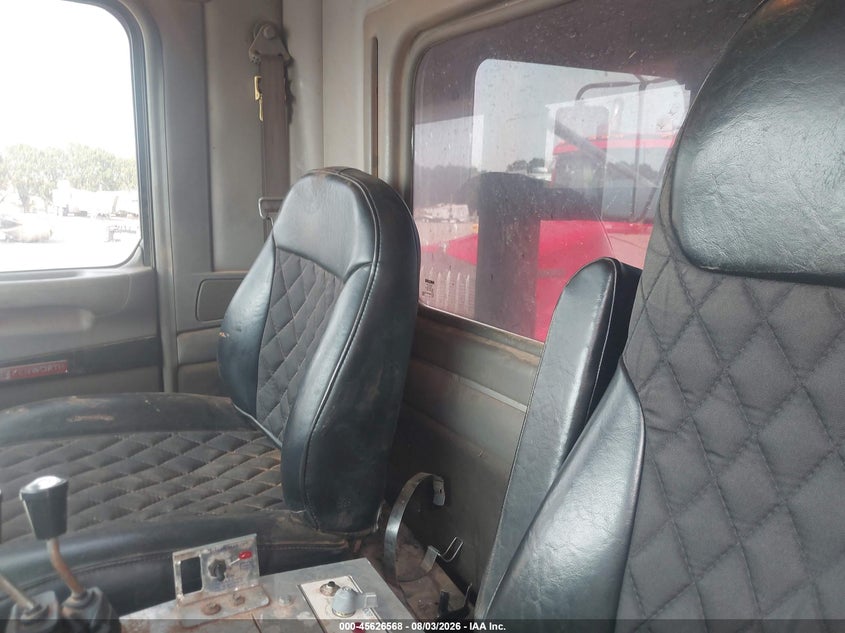2008 KENWORTH CONSTRUCTION auction photo 6