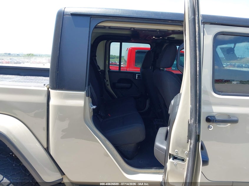 2022 Jeep Gladiator Willys 4X4 VIN: 1C6HJTAG5NL173166 Lot: 45626589