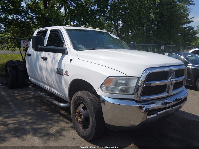 2016 RAM 3500 CHASSIS auction photo 1