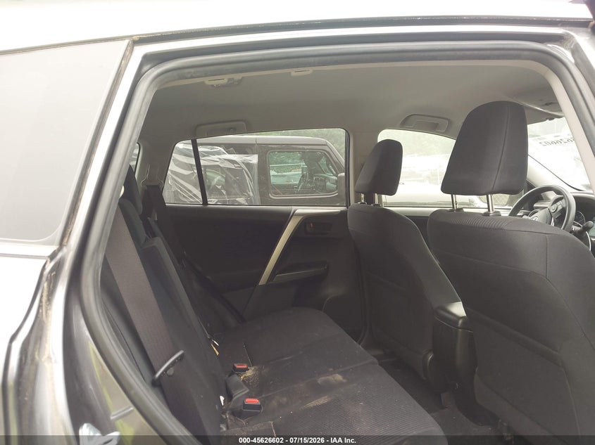 2017 TOYOTA RAV4 auction photo 8