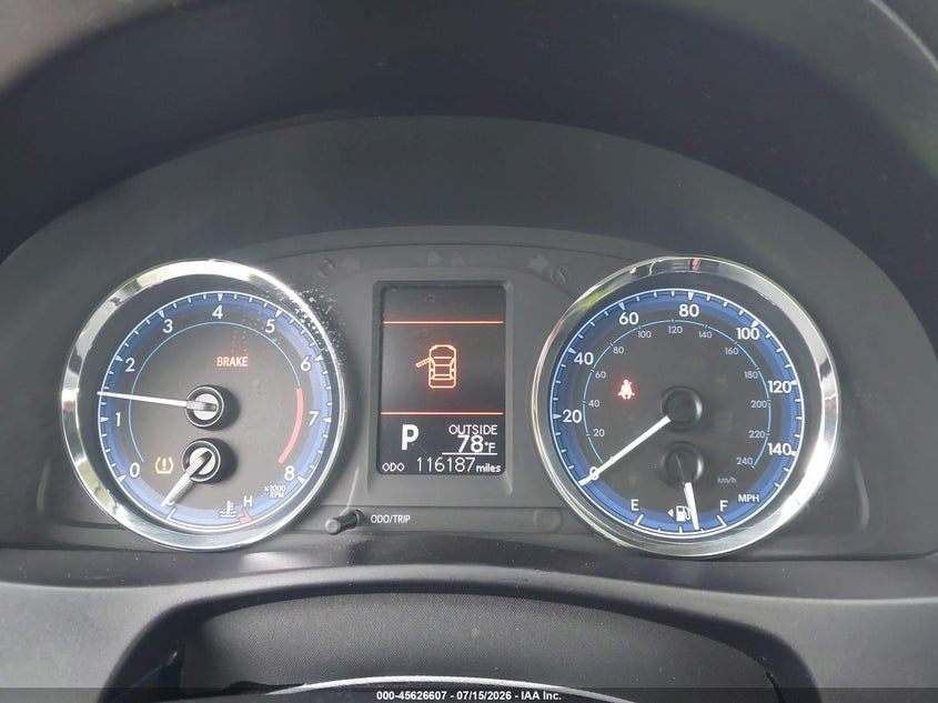 2017 TOYOTA COROLLA auction photo 7
