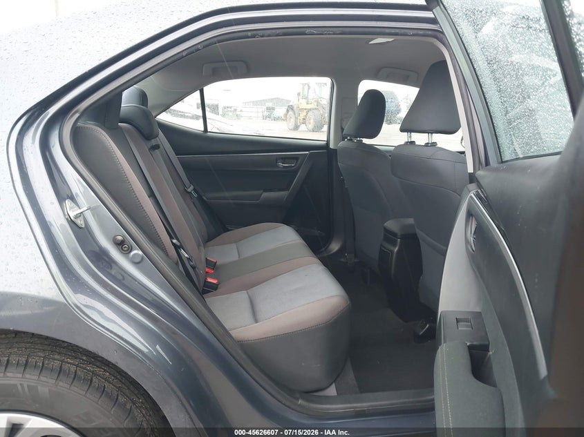 2017 TOYOTA COROLLA auction photo 8