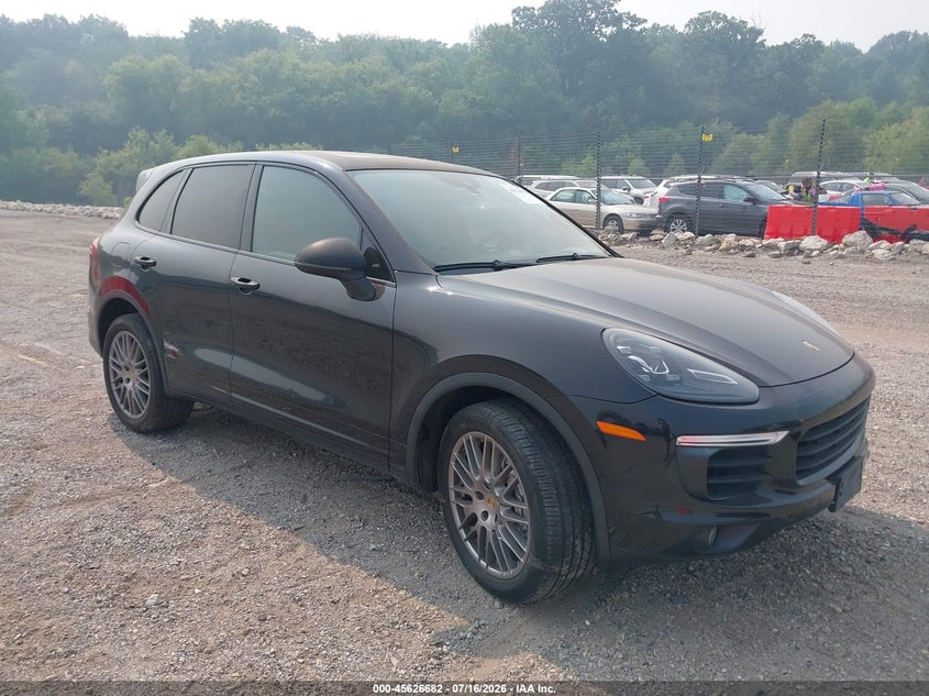 2016 PORSCHE CAYENNE auction photo 1