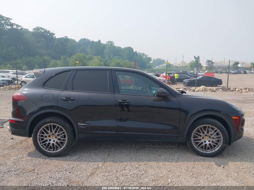 PORSCHE CAYENNE - zdjęcie 13
