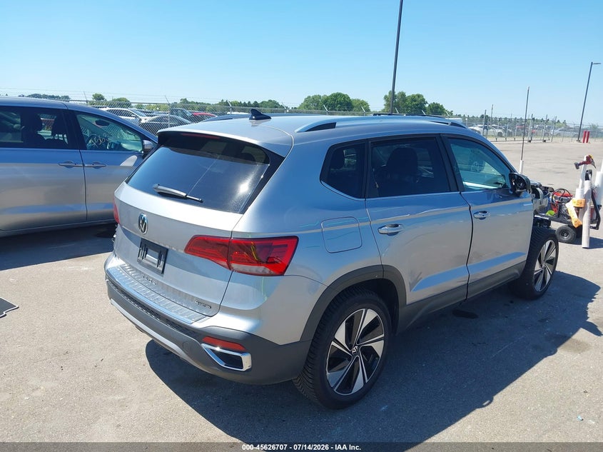 2024 VOLKSWAGEN TAOS — zdjęcie 4