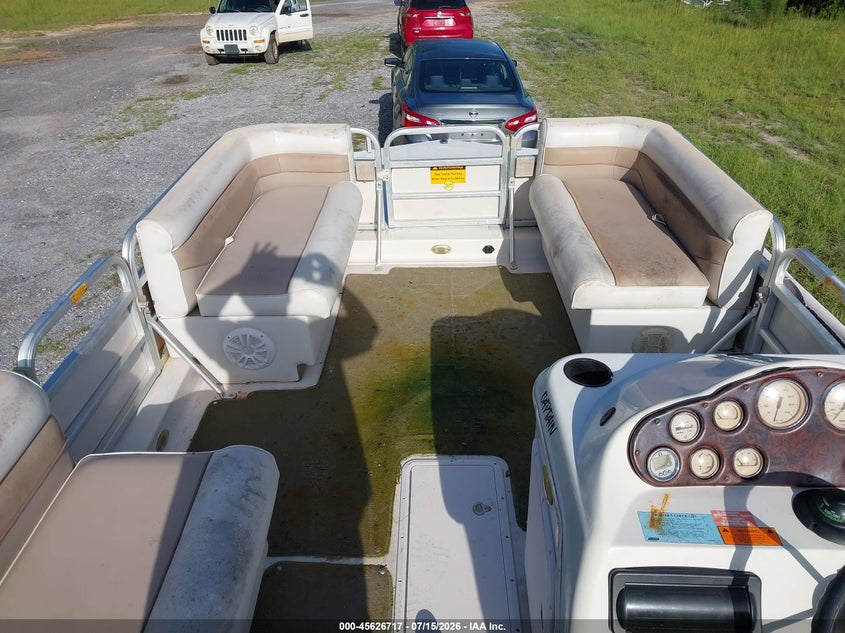 2003 GODFREY HURRICANE auction photo 8