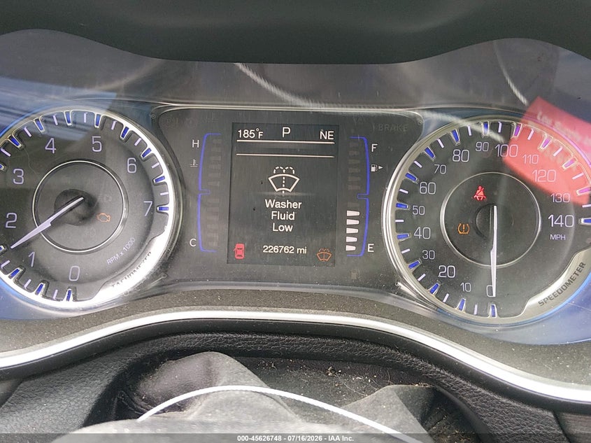 2016 CHRYSLER 200 auction photo 7