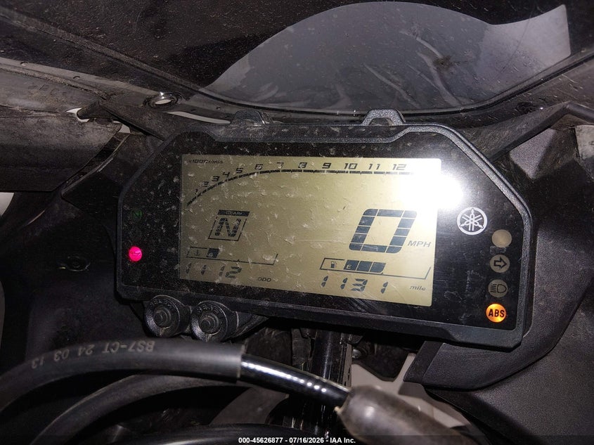 2024 YAMAHA YZFR3 auction photo 7