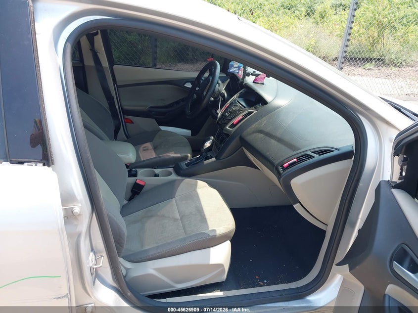 2013 FORD FOCUS auction photo 5