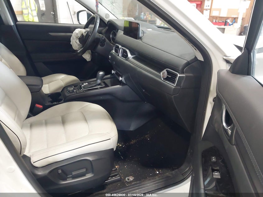 2025 MAZDA CX-5 auction photo 5