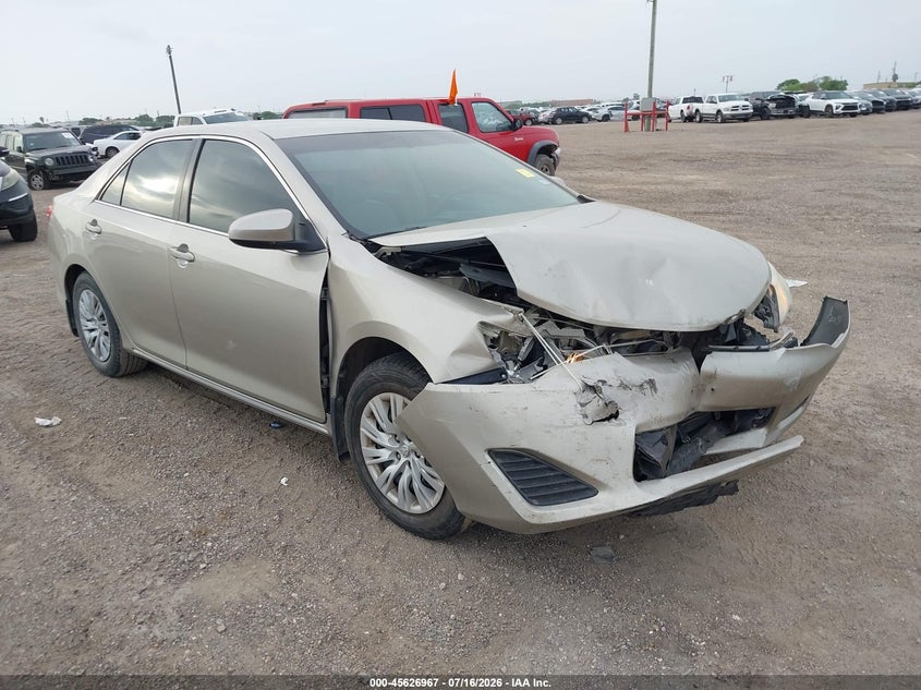 2014 TOYOTA CAMRY auction photo 1