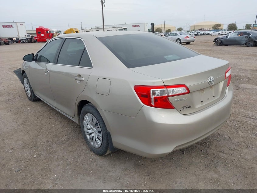 2014 TOYOTA CAMRY auction photo 3