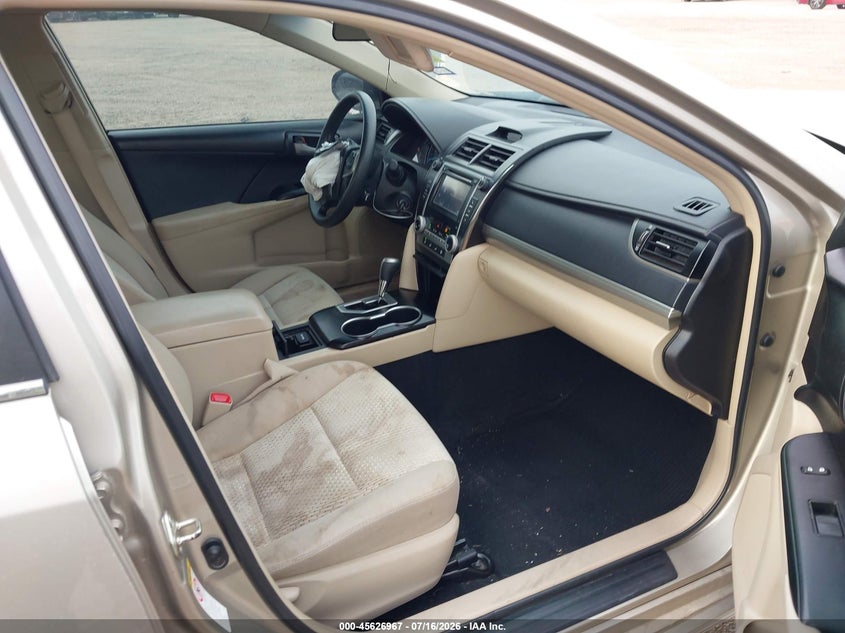 2014 TOYOTA CAMRY auction photo 5