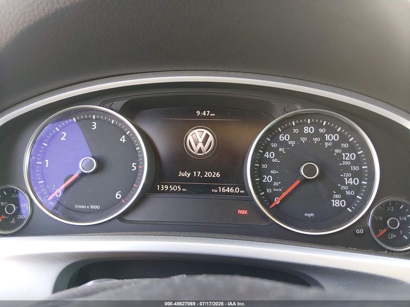 2014 VOLKSWAGEN TOUAREG auction photo 7