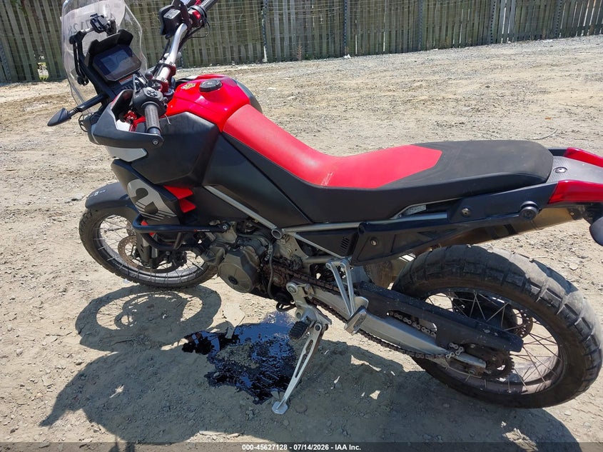 2022 Aprilia Tuareg 660 VIN: ZD4XBUA09NS000495 Lot: 45627128