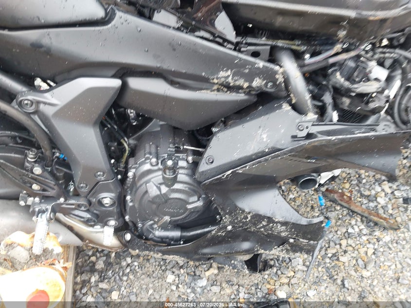 2025 Yamaha Yzf R7 VIN: JYARM38E0SA017080 Lot: 45627263