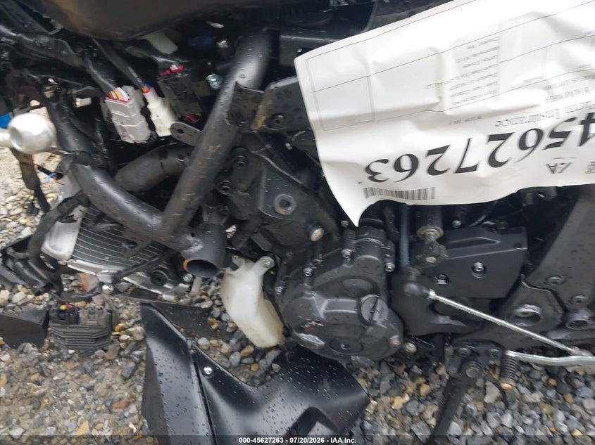 2025 Yamaha Yzf R7 VIN: JYARM38E0SA017080 Lot: 45627263