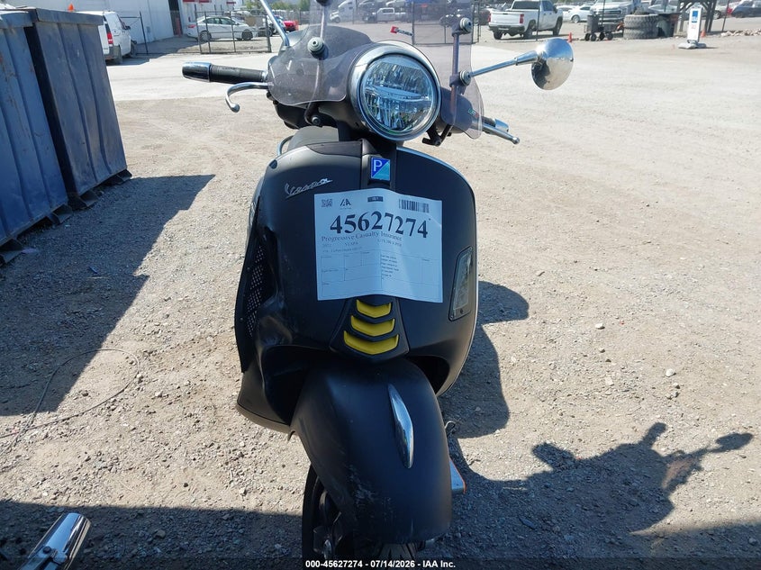 2022 VESPA GTS 300 SUPER auction photo 5