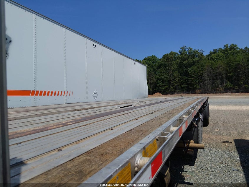 2002 UTILITY TRAILER MFG FLATBED auction photo 7