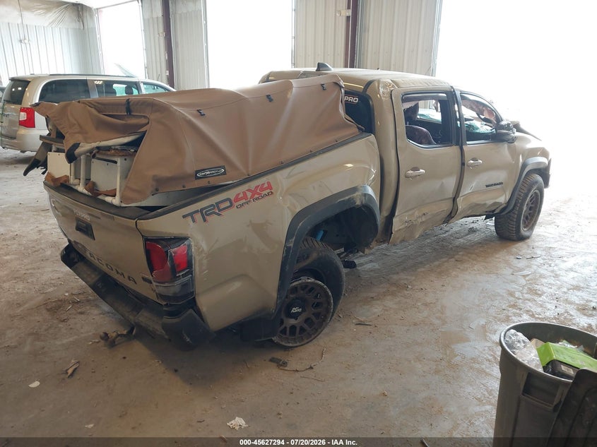 2020 TOYOTA TACOMA auction photo 4