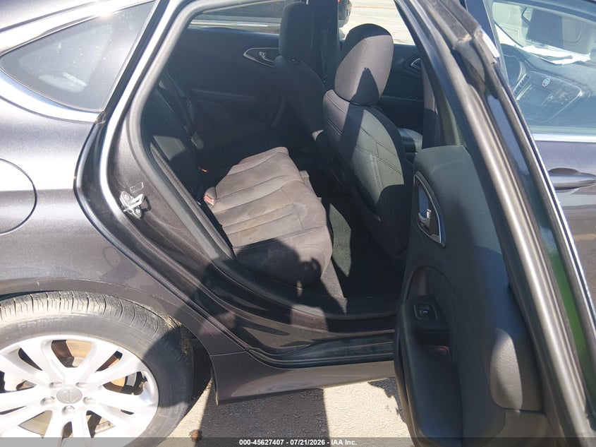 2015 Chrysler 200 Limited VIN: 1C3CCCABXFN599060 Lot: 45627407